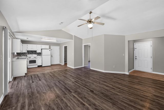 1836 Tamara Way, Spartanburg, SC 29301