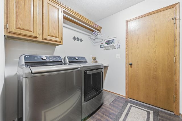 269 S Maple Dunes Ct, Wichita, KS 67235