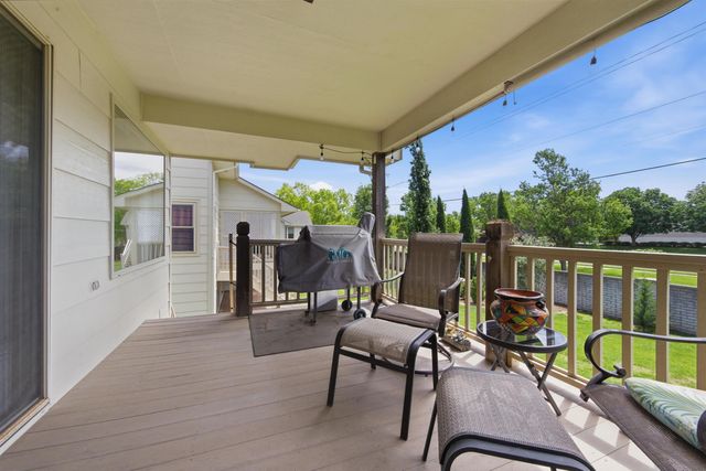 269 S Maple Dunes Ct, Wichita, KS 67235