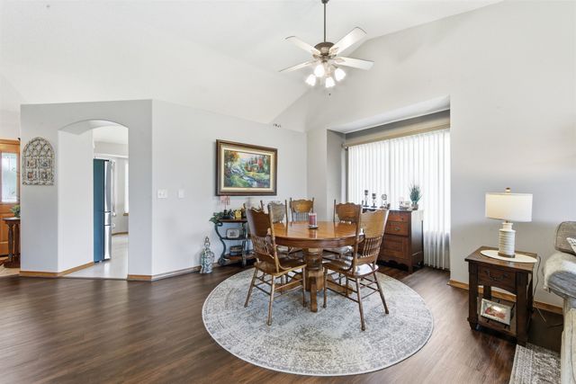 269 S Maple Dunes Ct, Wichita, KS 67235