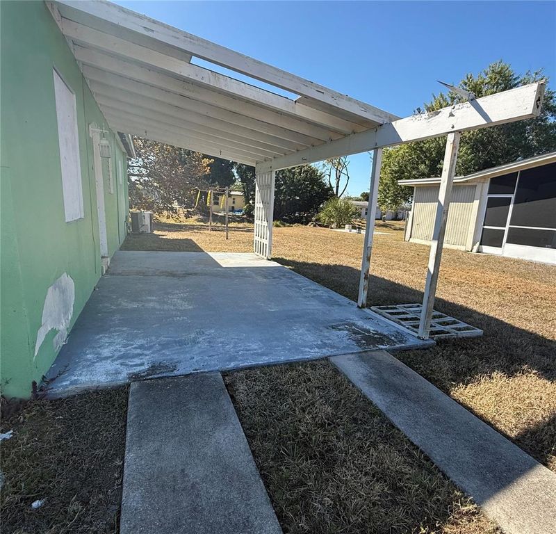 Image 13 of property listing at 21339 AUSTIN AVENUE, Port Charlotte, FL 33952