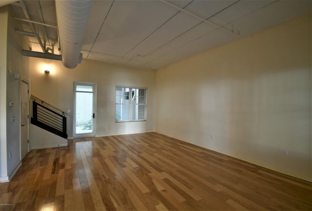 1661 RIVERSIDE Avenue 121, Jacksonville, FL 32204