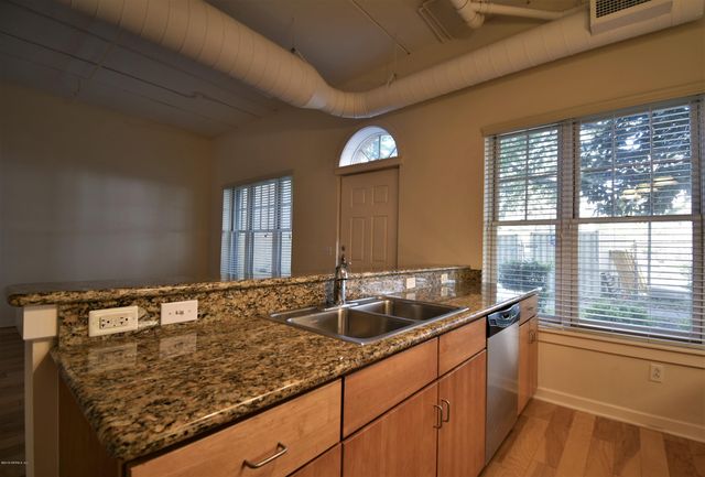 1661 RIVERSIDE Avenue 121, Jacksonville, FL 32204