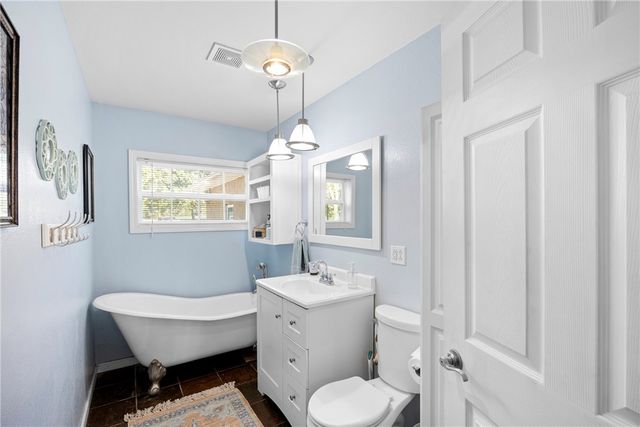 552 Pr 3310, Clarksville, AR 72830