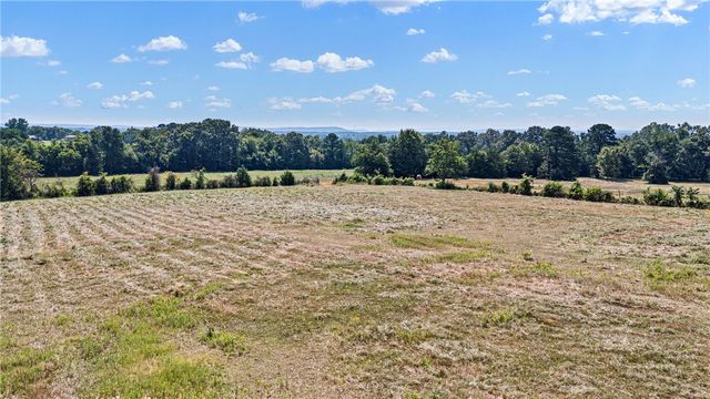 552 Pr 3310, Clarksville, AR 72830