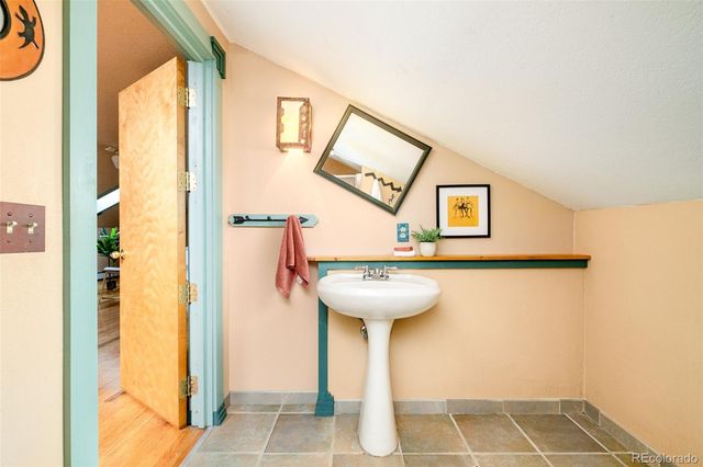 815 Vivian Street, Lakewood, CO 80401