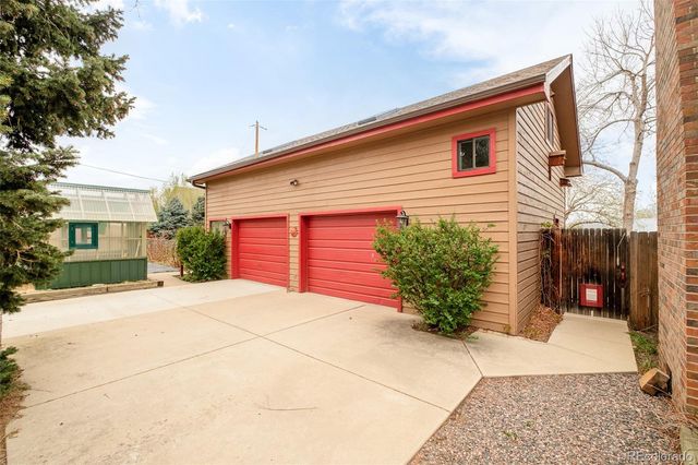 815 Vivian Street, Lakewood, CO 80401