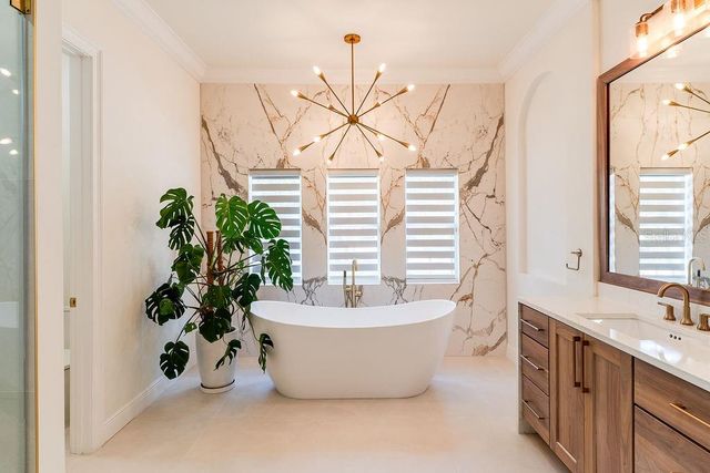 11027 HAWKSHEAD COURT, Windermere, FL 34786