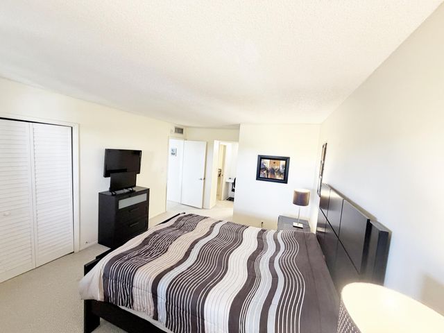 2681 S Course Drive 511, Pompano Beach, FL 33069