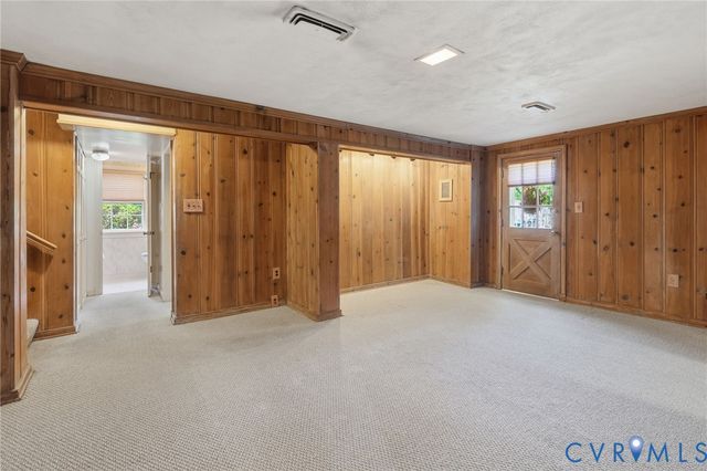 7505 Broadmoor Dr, Henrico, VA 23229