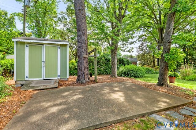 7505 Broadmoor Dr, Henrico, VA 23229