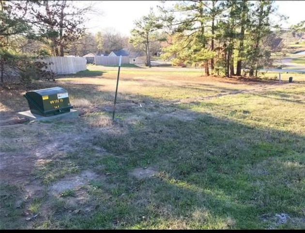 24 Silver Lakes Drive, Huntsville, TX 77340