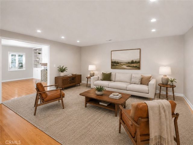 1015 E Elm Street, Brea, CA 92821