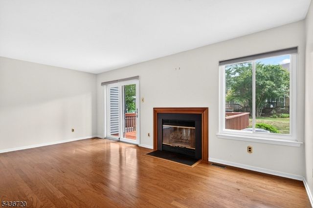 3 Whitehall Ct, Hillsborough Twp., NJ 08844