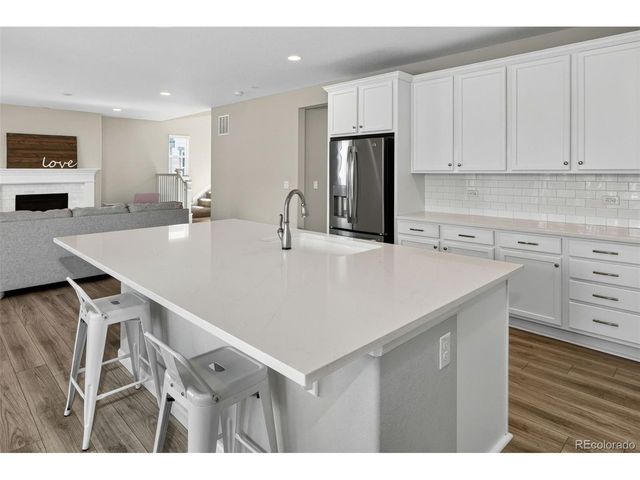 6458 Amur Ct, Castle Rock, CO 80108