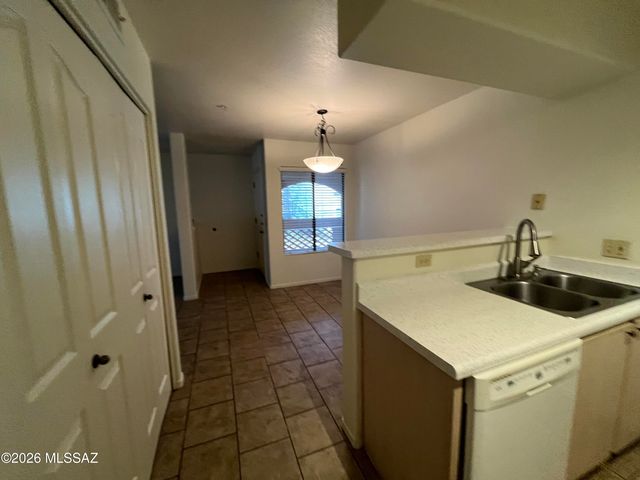 5751 N Kolb Rd Unit 21207, Tucson, AZ 85750