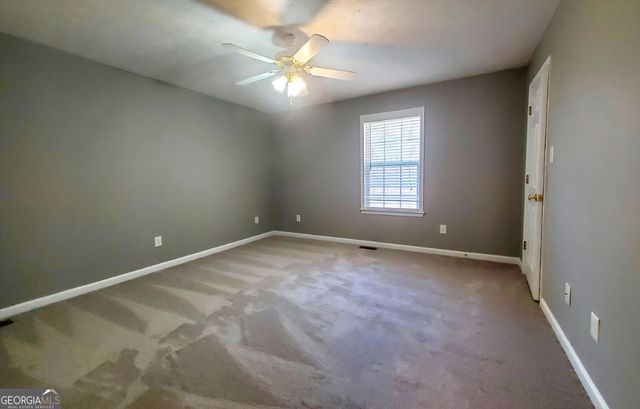 453 Jackson Lake Inn Road, Jackson, GA 30233