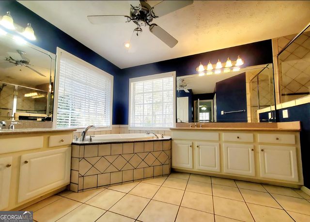 453 Jackson Lake Inn Road, Jackson, GA 30233