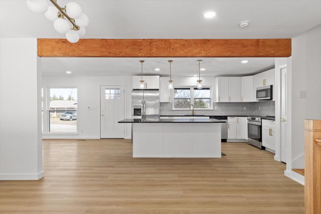 1636 Green Hill Drive, Hixson, TN 37343