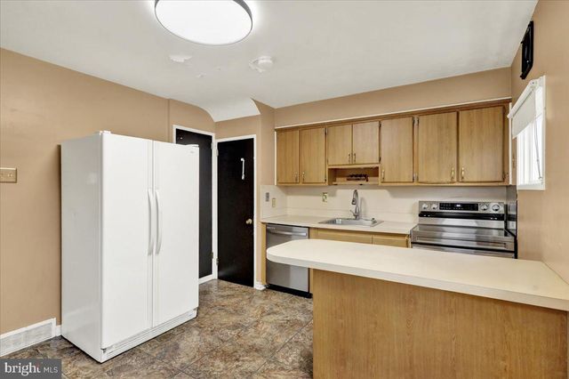 526 HARDING AVE, Reading, PA 19607