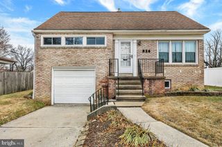526 HARDING AVE, Reading, PA 19607