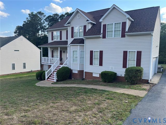1413 Walthall Creek Dr, Colonial Heights, VA 23834