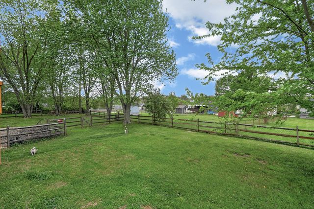 6566 Blossomwood Court, Florence, KY 41042