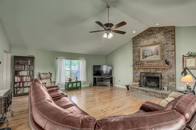 6566 Blossomwood Court, Florence, KY 41042