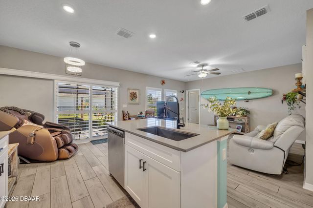 1156 Sand Trap Court, Daytona Beach, FL 32124