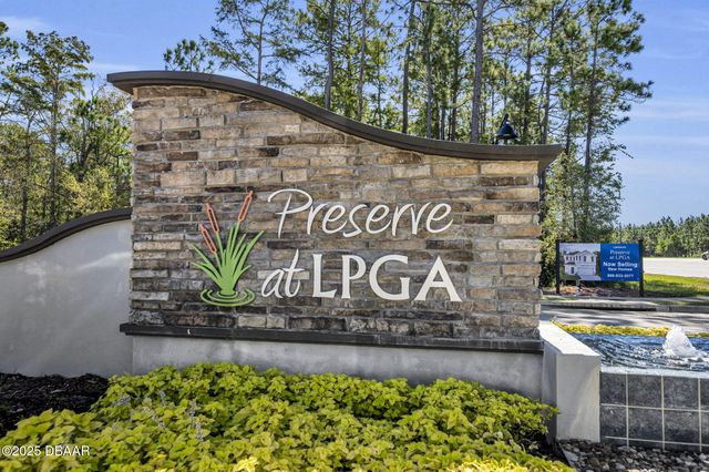 1156 Sand Trap Court, Daytona Beach, FL 32124