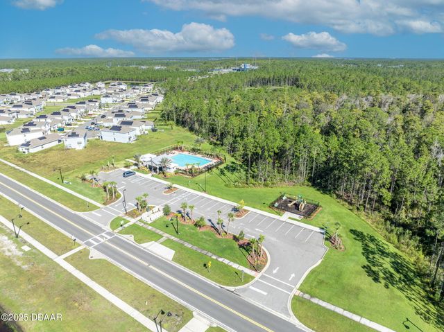 1156 Sand Trap Court, Daytona Beach, FL 32124