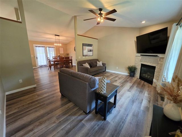 4508 Springfield Drive, Eau Claire, WI 54701