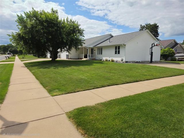 4508 Springfield Drive, Eau Claire, WI 54701
