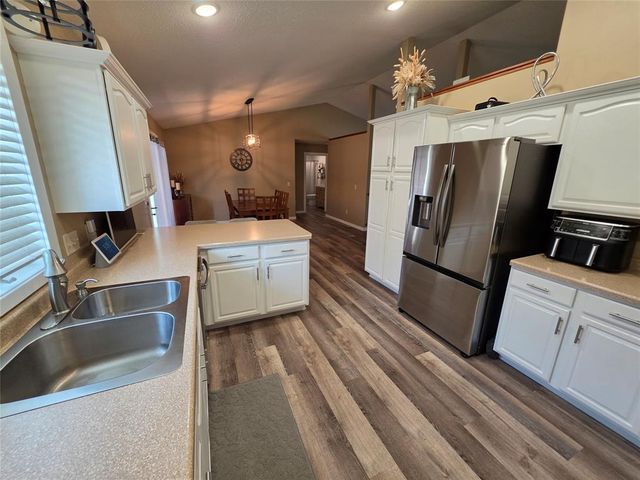 4508 Springfield Drive, Eau Claire, WI 54701
