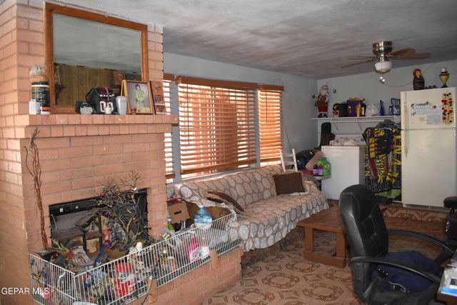 632 MAUER Drive, El Paso, TX 79915