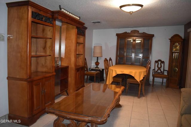 632 MAUER Drive, El Paso, TX 79915