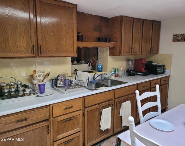 632 MAUER Drive, El Paso, TX 79915