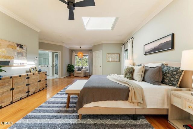 2060 E Altadena Drive, Altadena, CA 91001