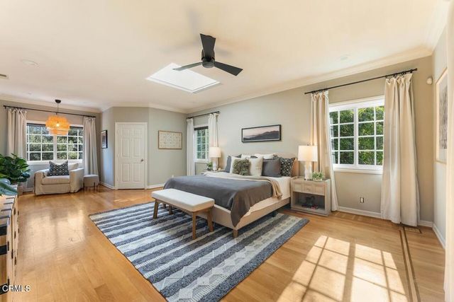 2060 E Altadena Drive, Altadena, CA 91001