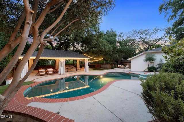 2060 E Altadena Drive, Altadena, CA 91001
