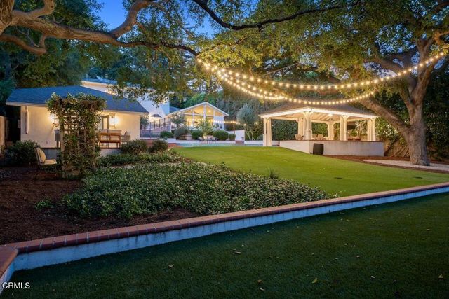 2060 E Altadena Drive, Altadena, CA 91001