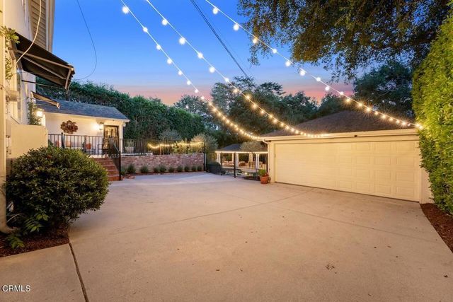2060 E Altadena Drive, Altadena, CA 91001