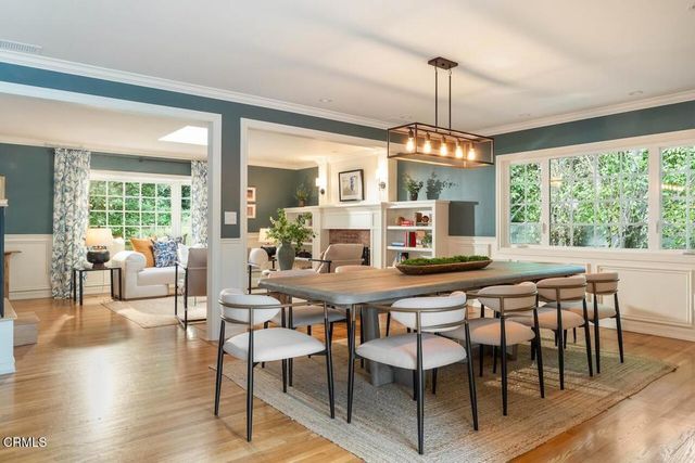 2060 E Altadena Drive, Altadena, CA 91001