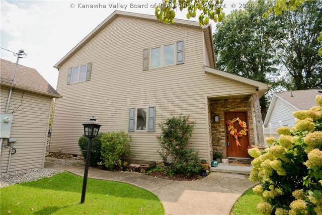 1304 Kanawha Avenue, Dunbar, WV 25064