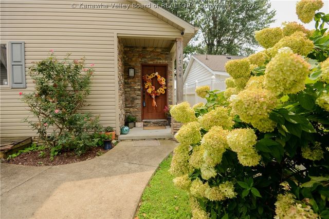 1304 Kanawha Avenue, Dunbar, WV 25064