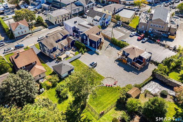 3 Pearl Street E, Groton, CT 06355