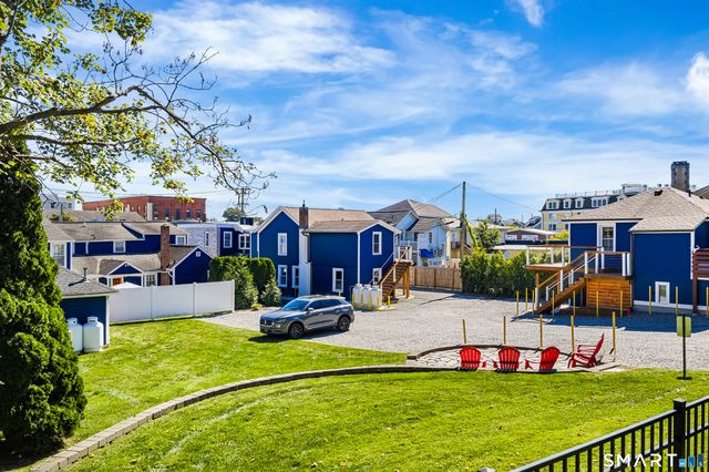 3 Pearl Street E, Groton, CT 06355