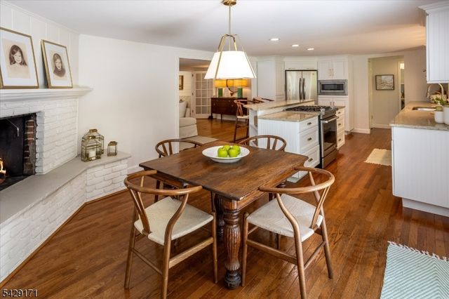 3 Laurel Pl, Chester Twp., NJ 07930