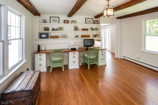 3 Laurel Pl, Chester Twp., NJ 07930