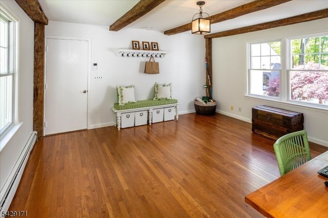 3 Laurel Pl, Chester Twp., NJ 07930